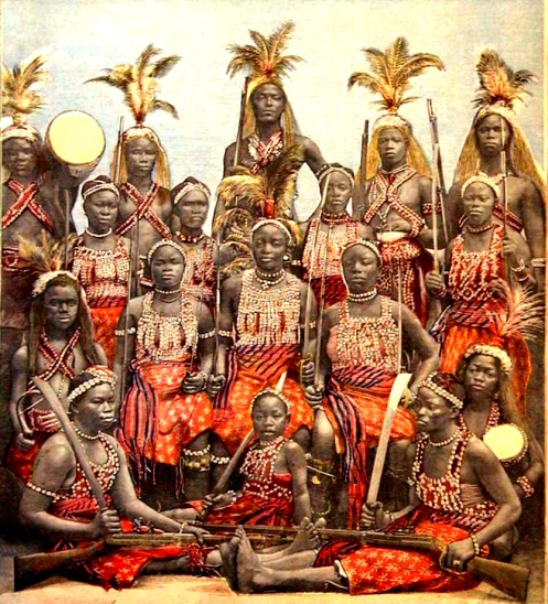 Dahomey's Amazons. Pintura sobre foto do século 19 